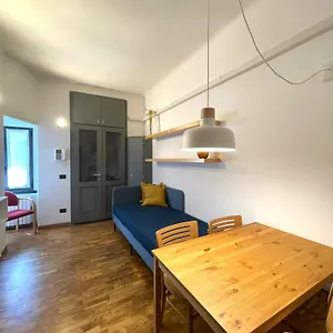 Easy - And Navigli Apart Otel